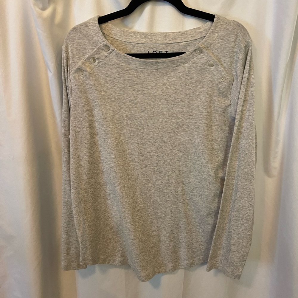 Loft XL long sleeve top with buttons accents